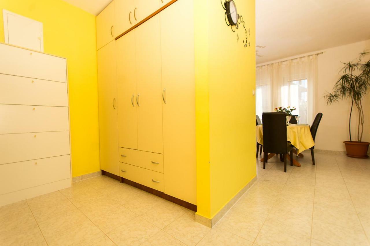 Apartman Ruza Apartment Trogir Exterior foto