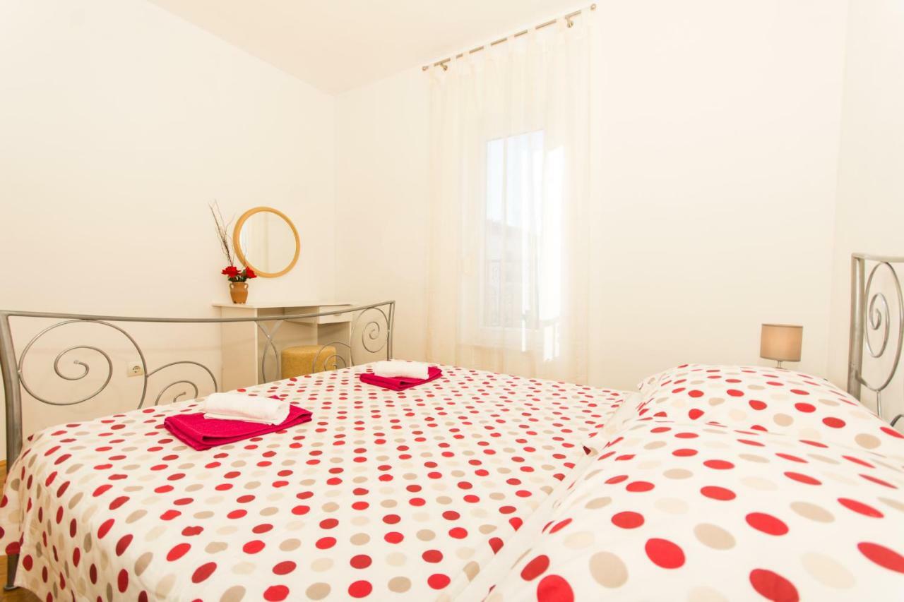 Apartman Ruza Apartment Trogir Exterior foto